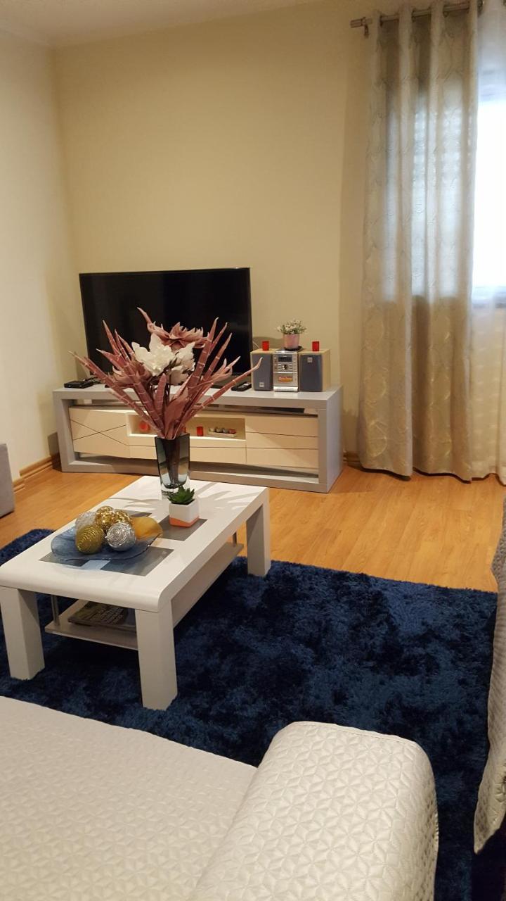 Private Apartament Celestina & Carlos มินเดโล ภายนอก รูปภาพ